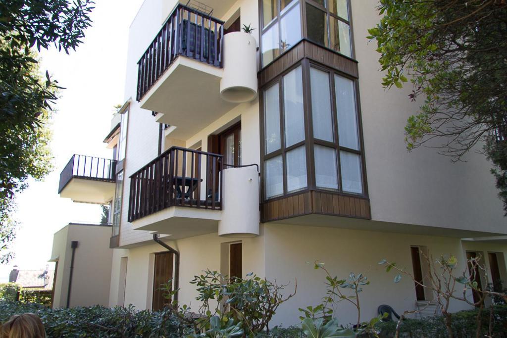 Apartment Zagara - Gardone Riviera Center ภายนอก รูปภาพ